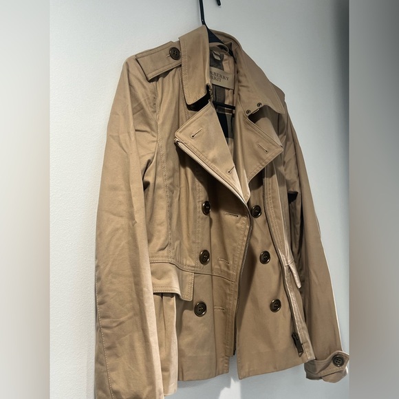 Burberry Brit Tan Trench Coat - Picture 8 of 13
